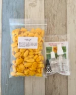 ご注文ありがとうございます♪

黄金繭 ベトナム産〈詰め替え用〉
アロマ虫よけスプレーキット〈蚊よけ〉

セリシン液2回目以降の抽出は、繭だけあればできます
セリシン液抽出後の繭は石けんのオプションにできます
まるごと使える🩷

早くも蚊いますよね🦟
早めの対策ありがとうございます♪

#内藤石けん教室
#ショップサイト
#hsa犬の石けんインストラクター
#hsaシニアソーパー
#お薬に頼らないおうちケア
#セリシン液抽出
#黄金繭
#アロマ虫よけスプレー